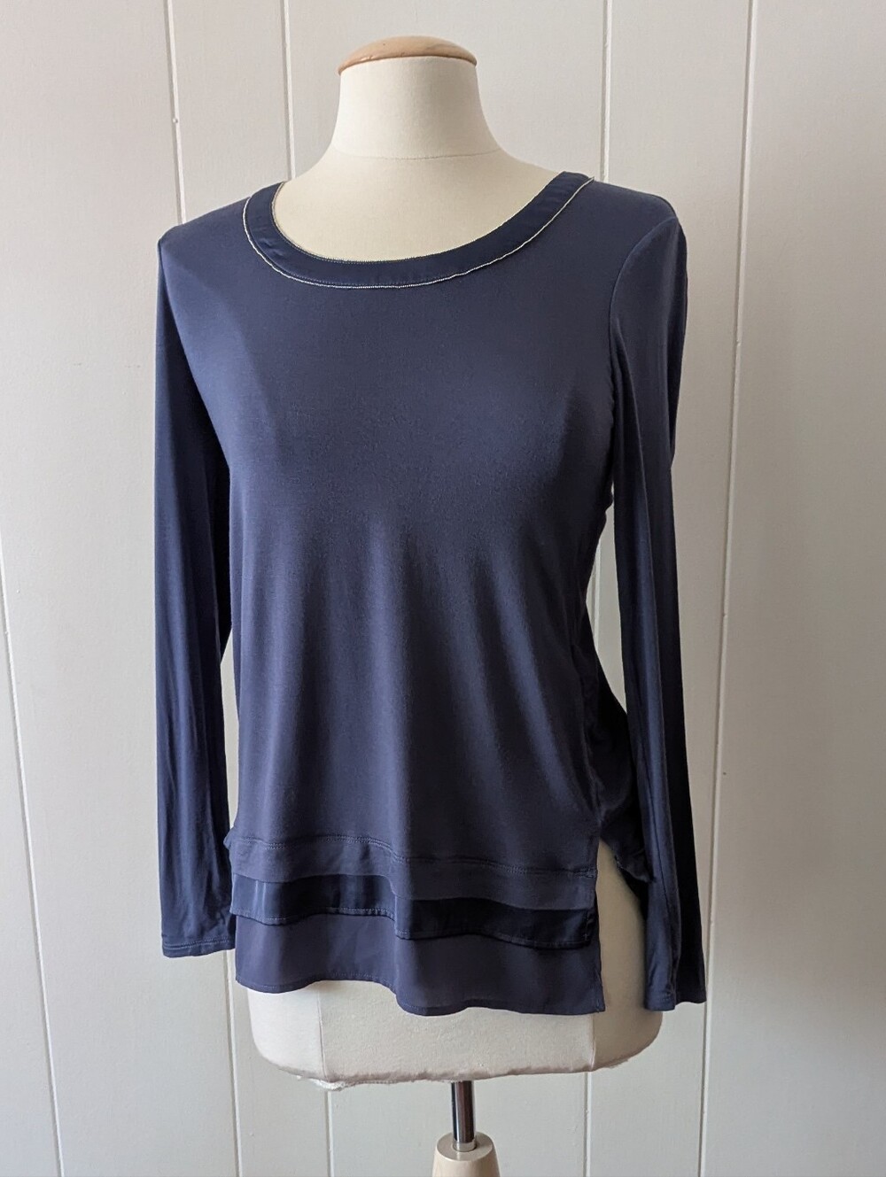 Purple Sparkle Scoop Neck Ribbon Trimmed Top White House Black Market Size XS